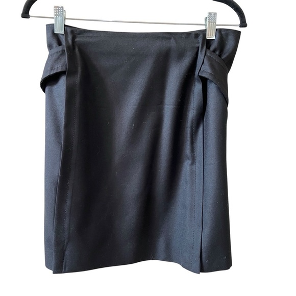 CHANEL PENCIL SKIRT 100% WOOL BACK BELT LOGO BUTTON QUIET LUXURY CORPCORE 40-8 - Picture 1 of 11